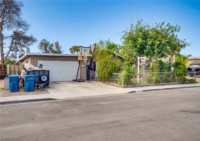 Photo 1 of Single family home for sale at 5305 Camden Ave, Las Vegas, NV 89122 | MLS# 2816662 | Listing updated on 2026-09-17