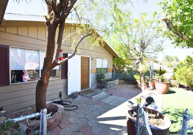 Photo 2 of Single family home for sale at 5305 Camden Ave, Las Vegas, NV 89122 | MLS# 2816662 | Listing updated on 2026-09-07