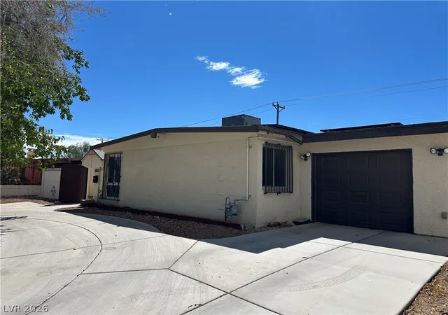 Photo 2 of Sale Pending at 1571 Serenada Ave, Las Vegas, NV 89169 | MLS# 2813516 | Listing updated on 2026-09-19