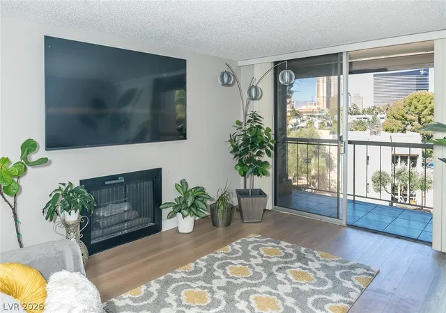 Photo 2 of Condo for sale at 750 S Royal Crst Cir #342, Las Vegas, NV 89169 | MLS# 2816696 | Listing updated on 2026-09-13