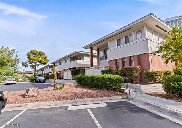 Photo 4 of Condo for sale at 2831 Geary Pl #2934, Las Vegas, NV 89109 | MLS# 2811047 | Listing updated on 2026-09-10