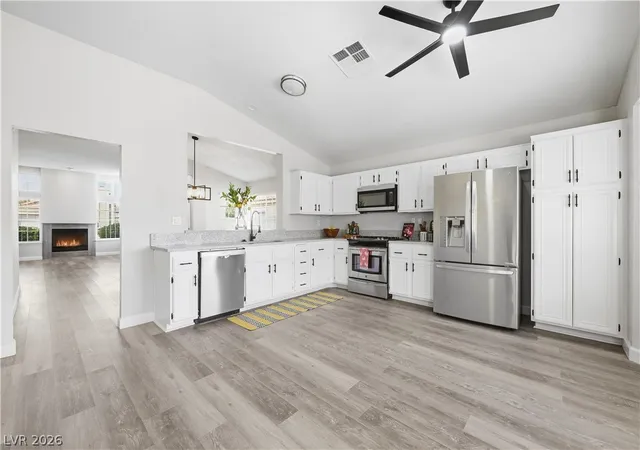 Photo 2 of Single family home for sale at 9817 Cross Crk Way, Las Vegas, NV 89117 | MLS# 2813913 | Listing updated on 2026-10-03