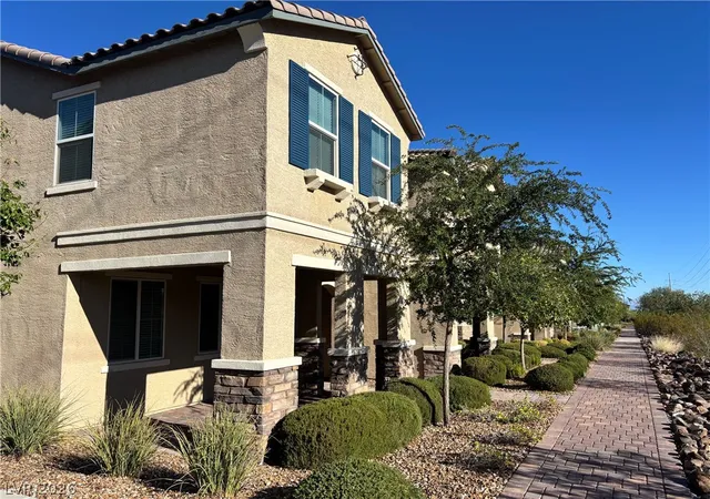 Photo 3 of Townhouse for sale at 2850 Alenga St, Henderson, NV 89044 | MLS# 2815697 | Listing updated on 2026-09-15