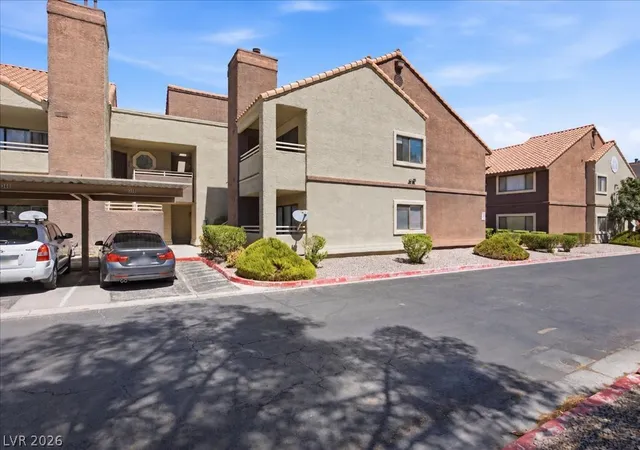Photo 4 of Condo for sale at 5008 S Rainbow Blvd #108, Las Vegas, NV 89118 | MLS# 2816164 | Listing updated on 2026-10-01
