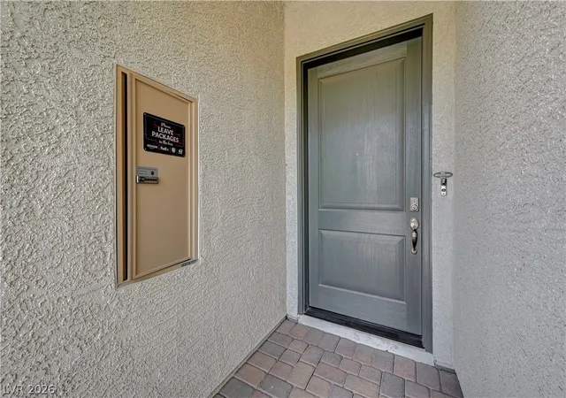 Photo 4 of Single family home for sale at 10124 Meandering Dell Ave, Las Vegas, NV 89166 | MLS# 2814347 | Listing updated on 2026-09-08