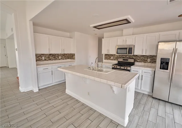 Photo 3 of Single family home for sale at 8048 Kentshire Dr, Las Vegas, NV 89117 | MLS# 2816872 | Listing updated on 2026-09-15