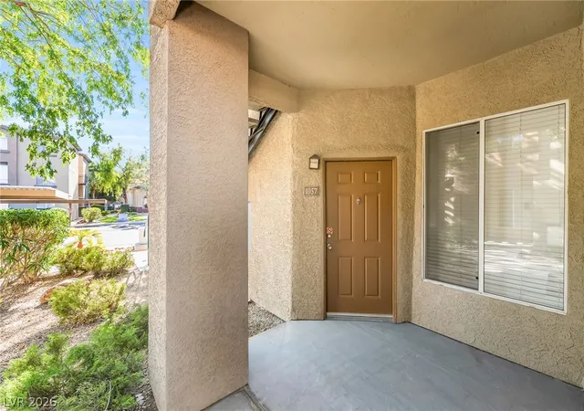 Photo 3 of Condo for sale at 4400 S Jones Blvd #1057, Las Vegas, NV 89103 | MLS# 2816955 | Listing updated on 2026-09-09