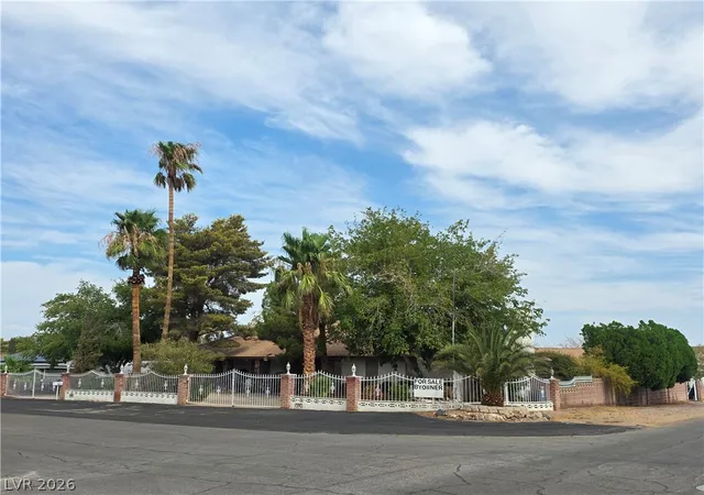 Photo 1 of Mansion for sale at 1590 Palomino Dr, Henderson, NV 89002 | MLS# 2816980 | Listing updated on 2026-09-11