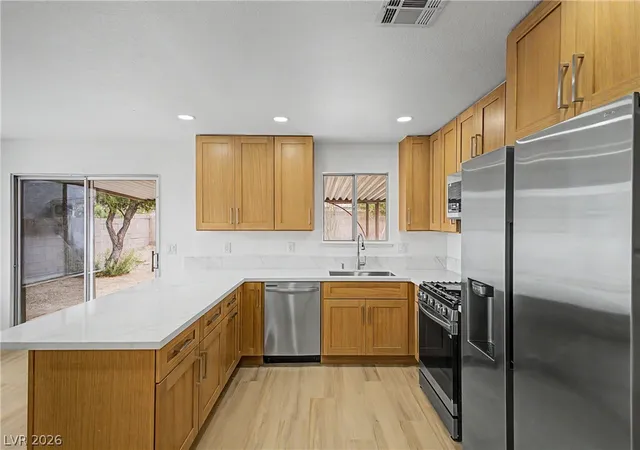 Photo 2 of Single family home for sale at 6258 Bayview Cir, Las Vegas, NV 89156 | MLS# 2816998 | Listing updated on 2026-09-15