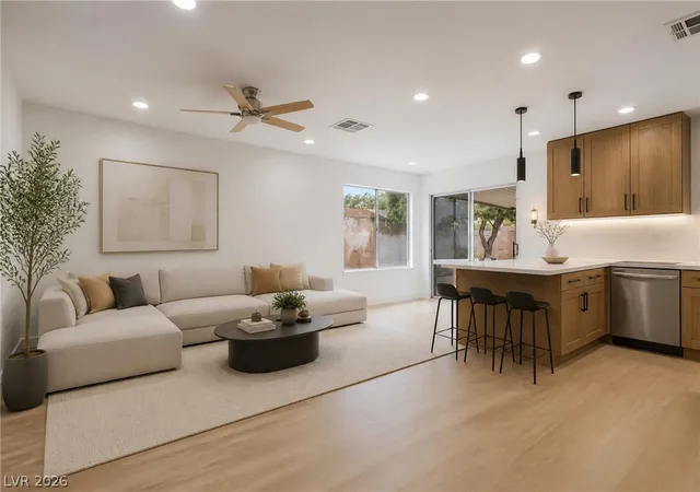 Photo 3 of Single family home for sale at 6258 Bayview Cir, Las Vegas, NV 89156 | MLS# 2816998 | Listing updated on 2026-09-15