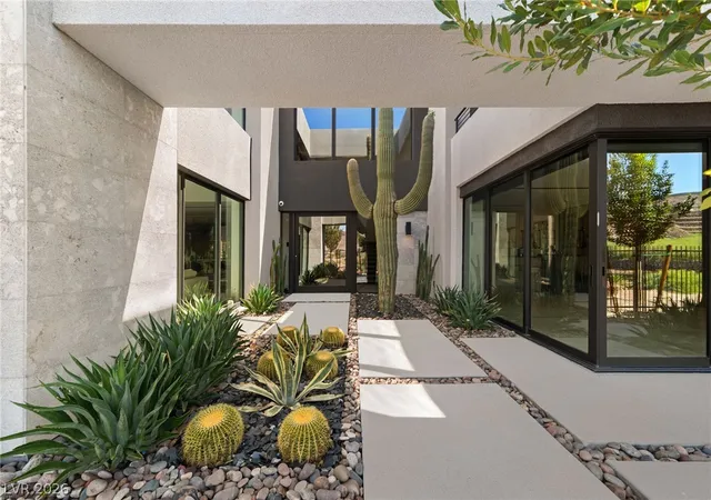 Photo 3 of Single family home for sale at 805 Dragons Eye Dr, Henderson, NV 89012 | MLS# 2811140 | Listing updated on 2026-09-09