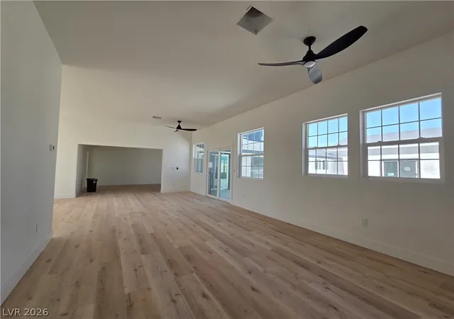 Photo 3 of Single family home for sale at 5724 N Grand Cyn Dr, Las Vegas, NV 89149 | MLS# 2817106 | Listing updated on 2026-09-22