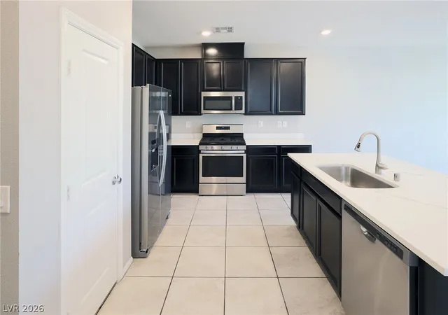 Photo 4 of Townhouse for sale at 5322 Lazy Breeze Ave, Las Vegas, NV 89118 | MLS# 2813448 | Listing updated on 2026-10-04