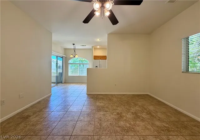 Listing Photo 4 - Condo for sale in building located at 1420 Red Crest Ln, Las Vegas, NV 89144 - Unit #203