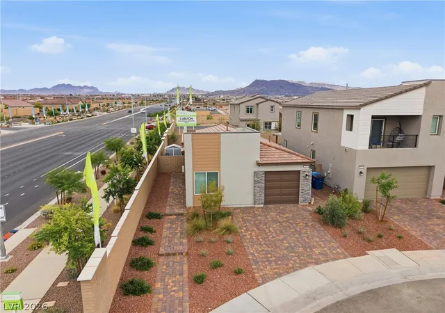 Photo 4 of Single family home for sale at 101 Cameron Chase Ave, Henderson, NV 89011 | MLS# 2817140 | Listing updated on 2026-09-10
