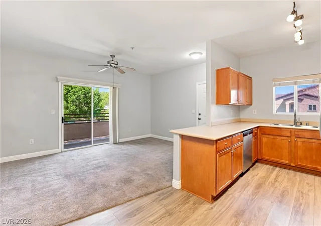 Photo 3 of Condo for sale at 2291 W Horizon Ridge Pkwy #9249, Henderson, NV 89052 | MLS# 2817027 | Listing updated on 2026-09-10