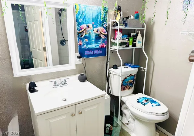 Listing Photo 2 - Condo for sale in building located at 1967 Linn Ln, Las Vegas, NV 89156