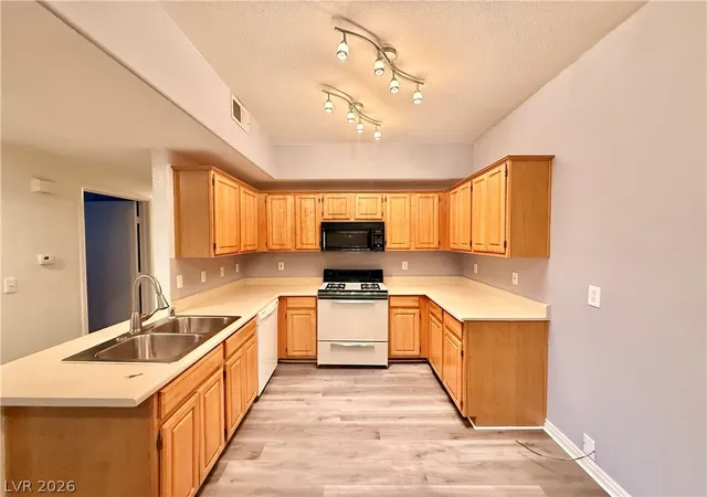 Photo 3 of Condo for sale at 5655 E Sahara Ave #2060, Las Vegas, NV 89142 | MLS# 2817300 | Listing updated on 2026-09-10