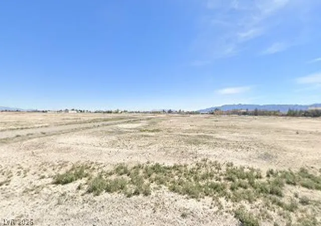 Photo 1 of Land for sale at 1001 E Hiawatha St, Pahrump, NV 89048 | MLS# 2817173 | Listing updated on 2026-09-10