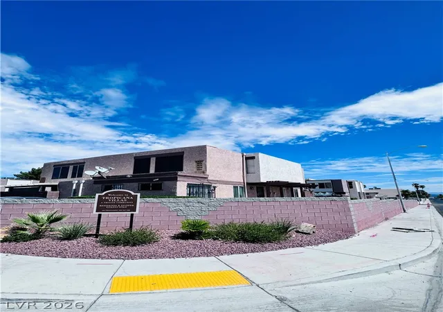 Townhouse for sale at 3671 Villa Knls E Dr, Las Vegas, NV 89120 | MLS# 2816896