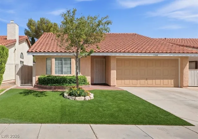Photo 1 of Sale Pending at 3208 Ivory Coast Dr, Las Vegas, NV 89117 | MLS# 2816991 | Listing updated on 2026-09-29
