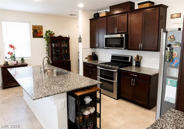 Photo 3 of Single family home for sale at 7014 Wildhorse Crk St, North Las Vegas, NV 89086 | MLS# 2817618 | Listing updated on 2026-09-11