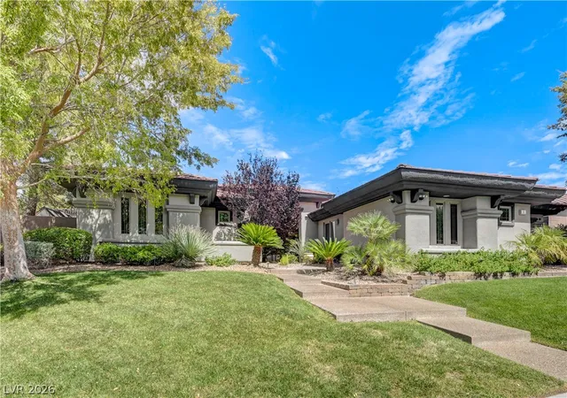 Photo 1 of Single family home for sale at 8 Starbrook Dr, Henderson, NV 89052 | MLS# 2817084 | Listing updated on 2026-09-11