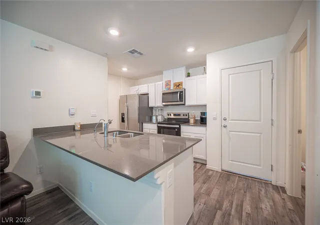 Photo 4 of Townhouse for sale at 6144 Musas Garden St, North Las Vegas, NV 89081 | MLS# 2816940 | Listing updated on 2026-09-11