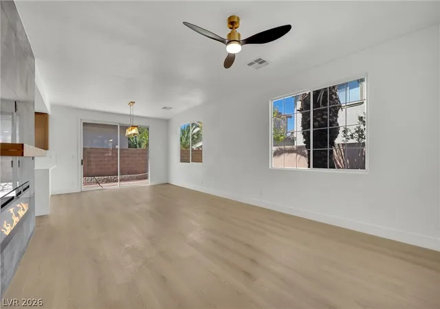 Photo 4 of Single family home for sale at 1240 Las Brisas Ct, Henderson, NV 89074 | MLS# 2816660 | Listing updated on 2026-09-24