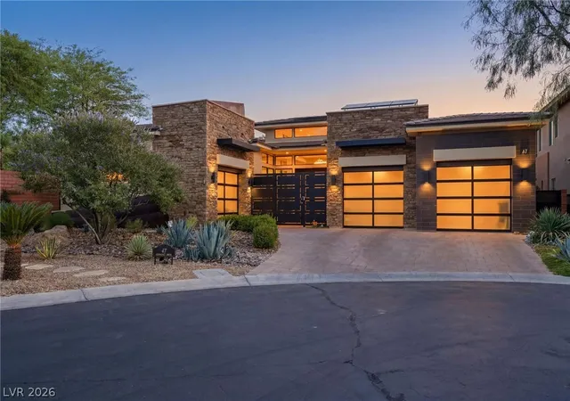 Photo 1 of Single family home for sale at 47 Moonfire Dr, Las Vegas, NV 89135 | MLS# 2817005 | Listing updated on 2026-09-11