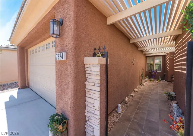 Photo 4 of Single family home for sale at 7324 Royal Melbourne Dr, Las Vegas, NV 89131 | MLS# 2817792 | Listing updated on 2026-09-13