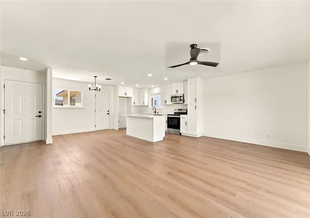 Photo 4 of Single family home for sale at 120 Linden St, Henderson, NV 89015 | MLS# 2817785 | Listing updated on 2026-09-11