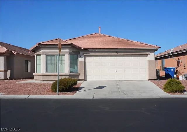 Photo 1 of Sale Pending at 3427 Greenwood Springs Dr, Las Vegas, NV 89122 | MLS# 2817464 | Listing updated on 2026-10-07