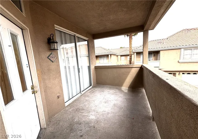 Listing Photo 4 - Condo for sale in building located at 5125 W Reno Ave, Las Vegas, NV 89118 - Unit #2107