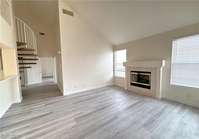 Listing Photo 5 - Condo for sale in building located at 5125 W Reno Ave, Las Vegas, NV 89118 - Unit #2107