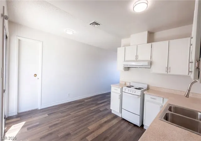 Photo 1 of Sale Pending at 6121 Jones Cir, Las Vegas, NV 89107 | MLS# 2817830 | Listing updated on 2026-10-06