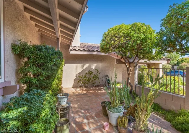 Photo 4 of Single family home for sale at 5254 Hibbetts Dr, Las Vegas, NV 89103 | MLS# 2816849 | Listing updated on 2026-09-11