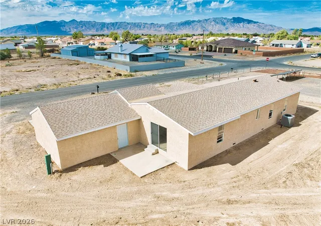 Photo 3 of Manufactured home for sale at 420 E Hickory St, Pahrump, NV 89048 | MLS# 2813874 | Listing updated on 2026-09-11