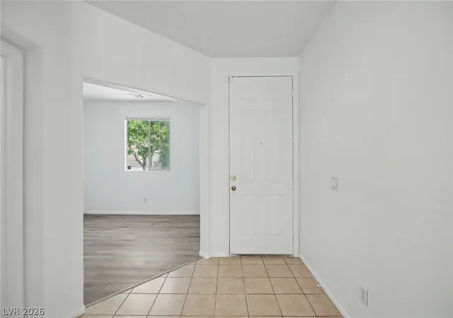 Photo 4 of Single family home for sale at 1919 Silver Crst Ct, North Las Vegas, NV 89031 | MLS# 2817849 | Listing updated on 2026-09-11