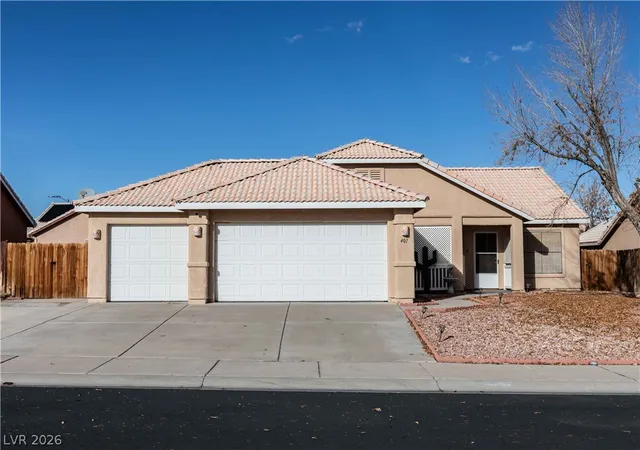 Photo 1 of Single family home for sale at 401 Honeysuckle Ln, Mesquite, NV 89027 | MLS# 2817856 | Listing updated on 2026-09-11