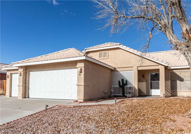 Photo 3 of Single family home for sale at 401 Honeysuckle Ln, Mesquite, NV 89027 | MLS# 2817856 | Listing updated on 2026-09-11