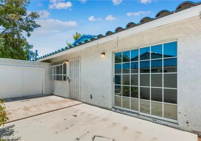 Photo 3 of Townhouse for sale at 2133 Petersham Ct #D, Las Vegas, NV 89108 | MLS# 2817302 | Listing updated on 2026-09-13