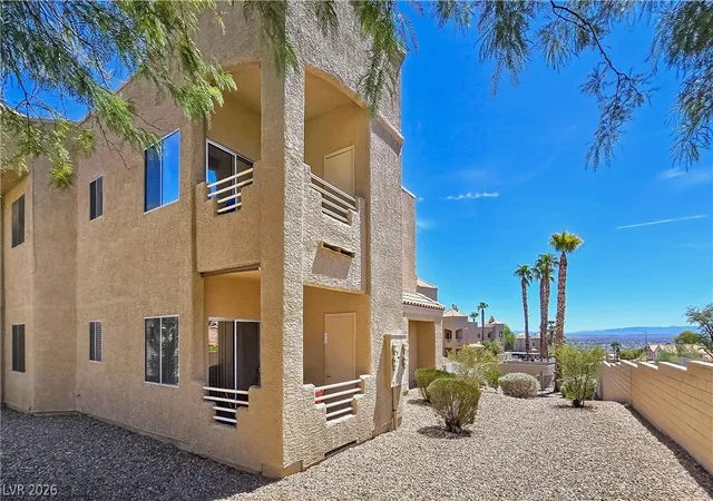 Photo 3 of Condo for sale at 2240 Highpointe Dr #201, Laughlin, NV 89029 | MLS# 2817833 | Listing updated on 2026-09-12