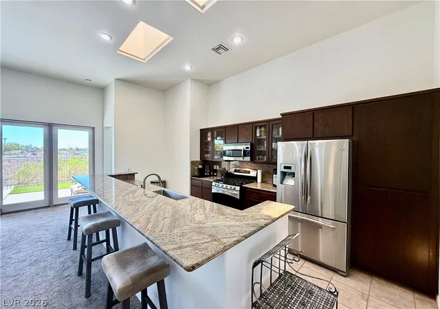 Photo 2 of Single family home for sale at 29 Braelinn Dr, Henderson, NV 89052 | MLS# 2817016 | Listing updated on 2026-09-11