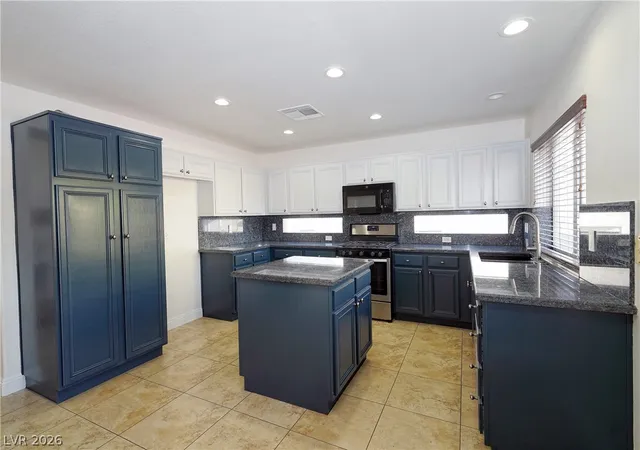 Photo 3 of Single family home for sale at 1002 Nimitz Ct, Henderson, NV 89002 | MLS# 2817789 | Listing updated on 2026-09-11