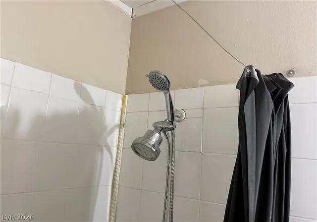 Photo 2 of Townhouse for sale at 5052 Mountain Vista St, Las Vegas, NV 89120 | MLS# 2817960 | Listing updated on 2026-09-12