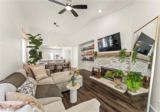 Photo 3 of Single family home for sale at 23 Mesquite Village Cir, Henderson, NV 89012 | MLS# 2817692 | Listing updated on 2026-09-29