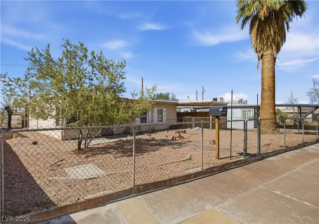Photo 2 of Single family home for sale at 142 Magnesium St, Henderson, NV 89015 | MLS# 2817940 | Listing updated on 2026-09-12