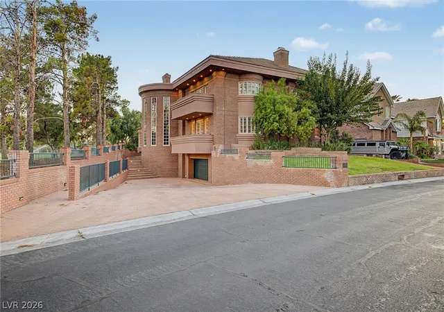 Photo 1 of Single family home for sale at 1105 Broadmoor Ave, Las Vegas, NV 89109 | MLS# 2817339 | Listing updated on 2026-09-12
