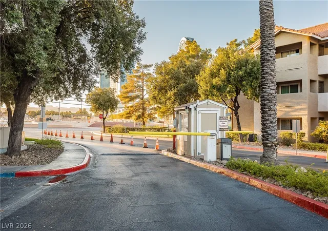 Photo 3 of Condo for sale at 4200 S Valley View Blvd #3091, Las Vegas, NV 89103 | MLS# 2818089 | Listing updated on 2026-09-12